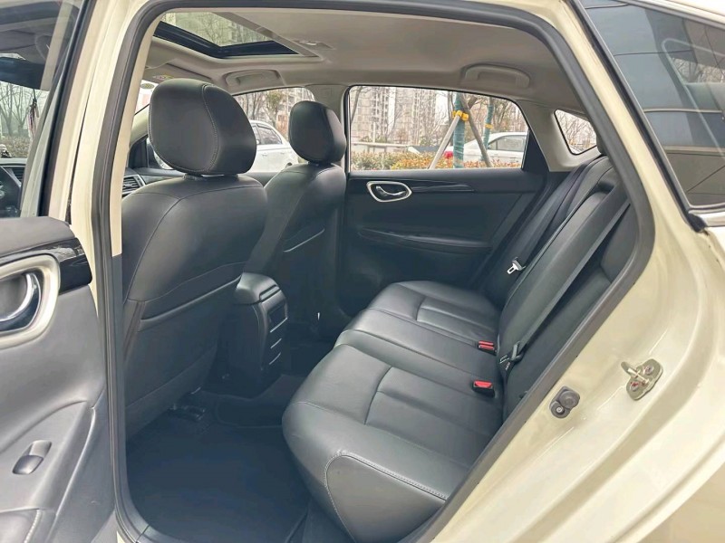 济宁19年日产轩逸4