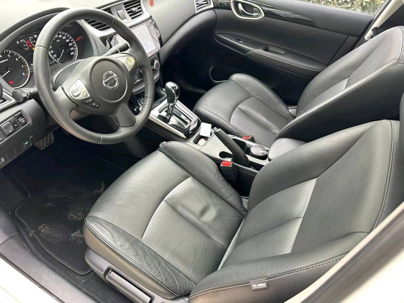 济宁19年日产轩逸5