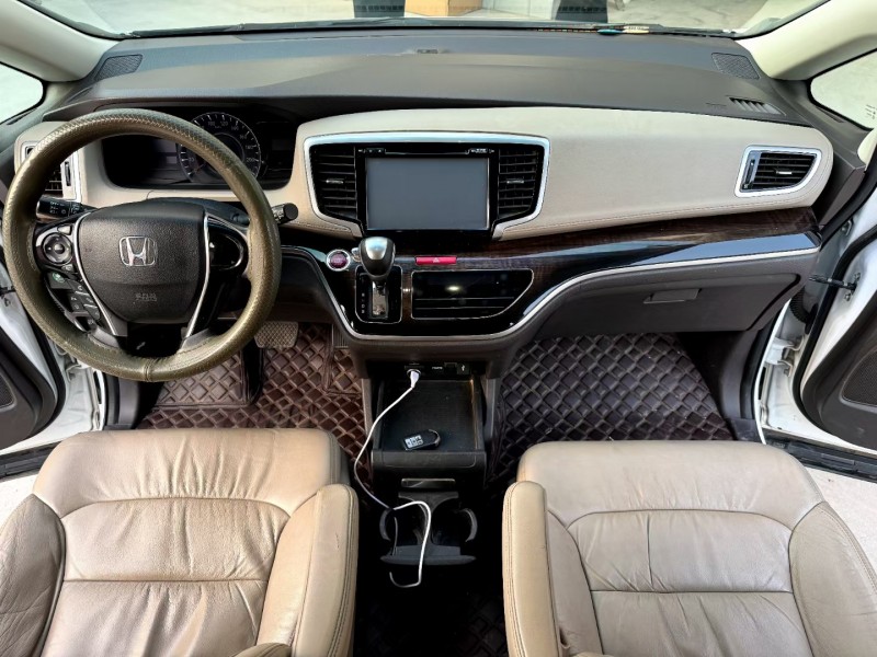 济宁15年本田奥德赛8