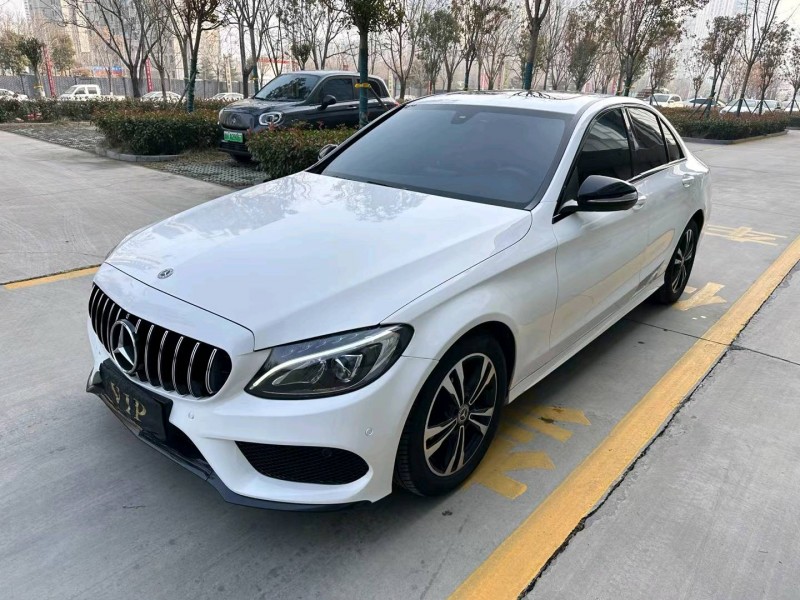 济宁18年奔驰C3
