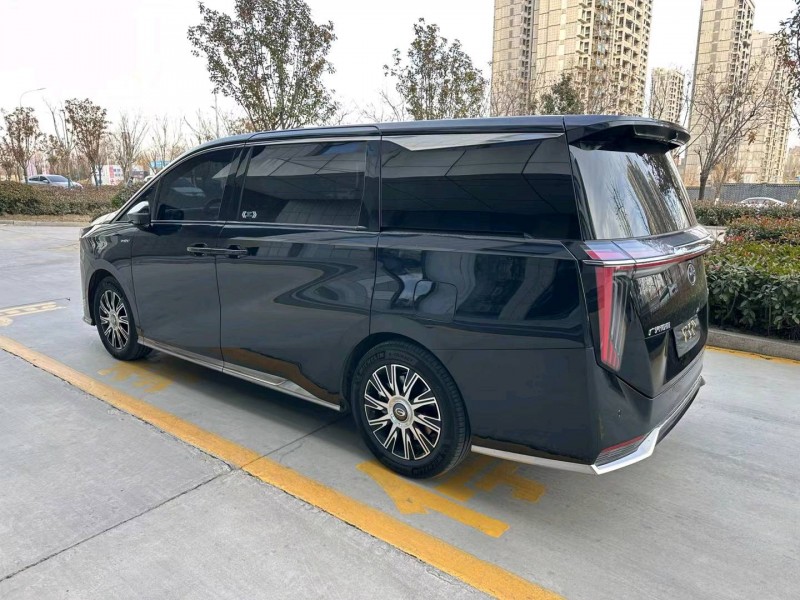 济宁23年传祺E9MAX7