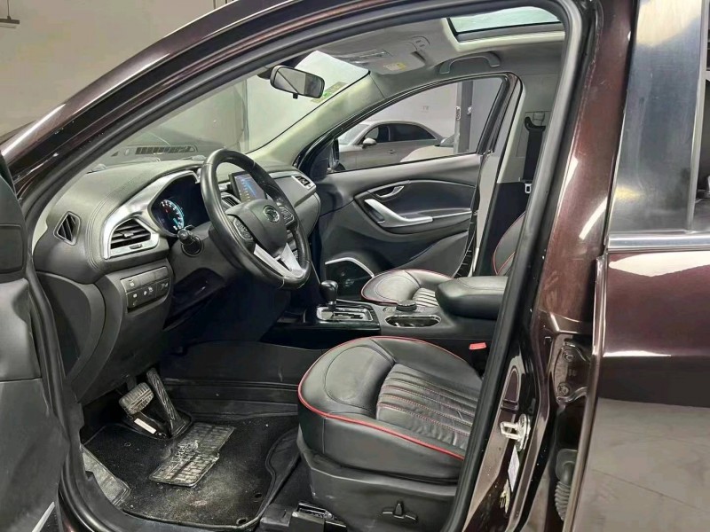 成都16年东南汽车DX75