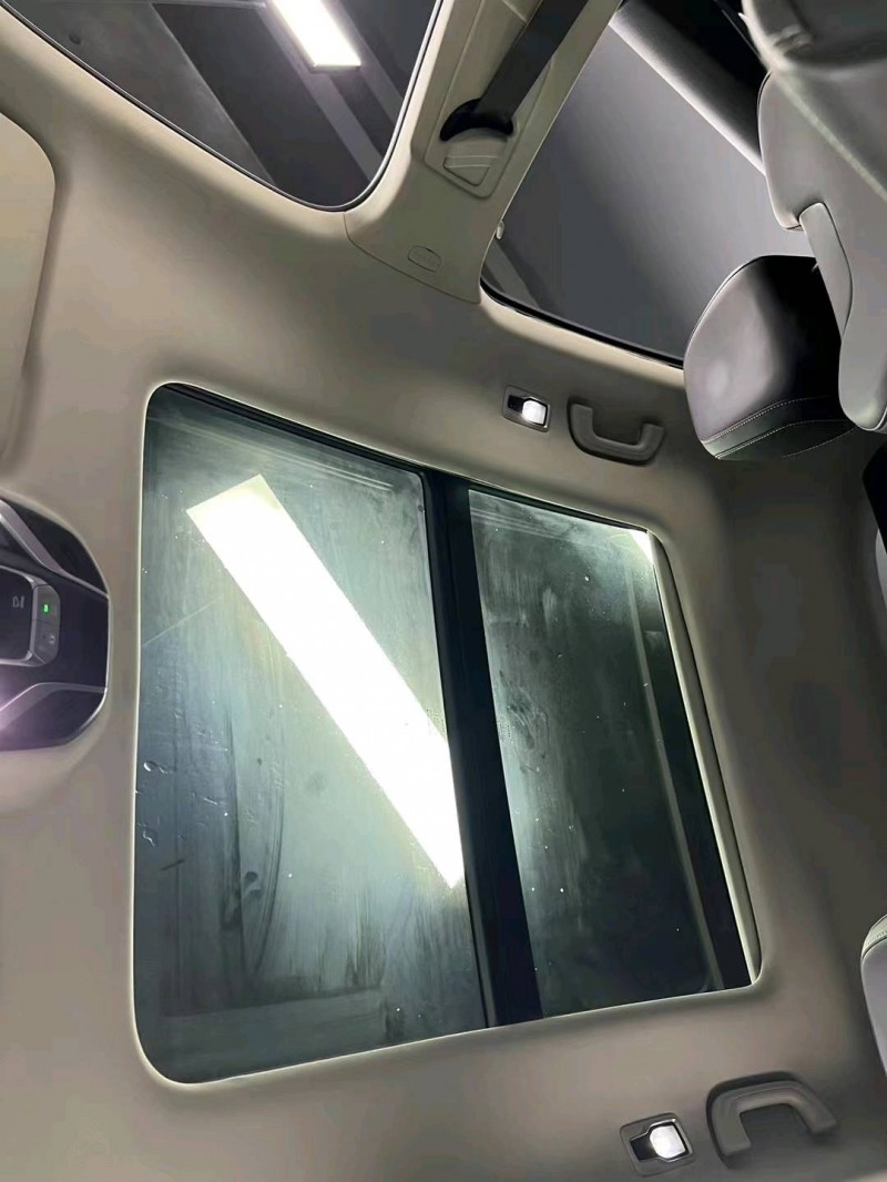 成都21年吉利星越3