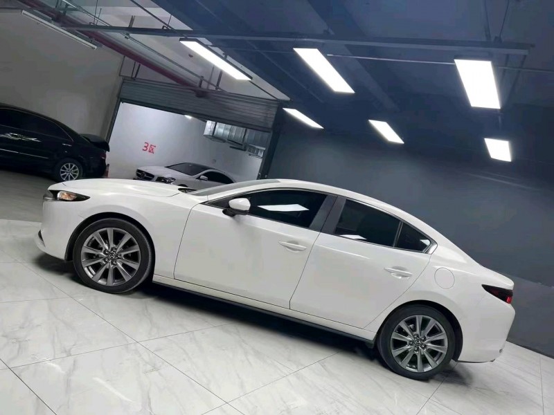 成都22年马自达昂克赛拉6