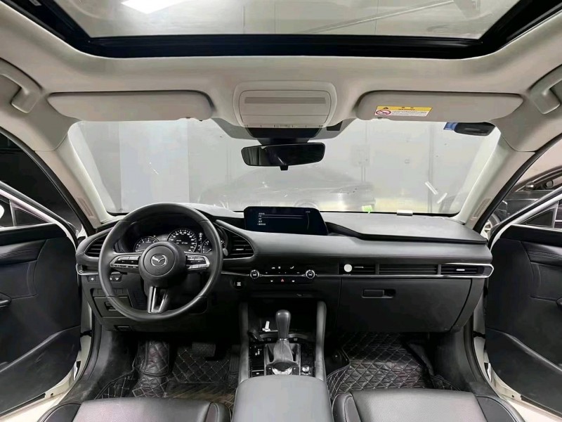 成都22年马自达昂克赛拉8