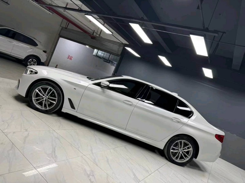 成都19年宝马5系6