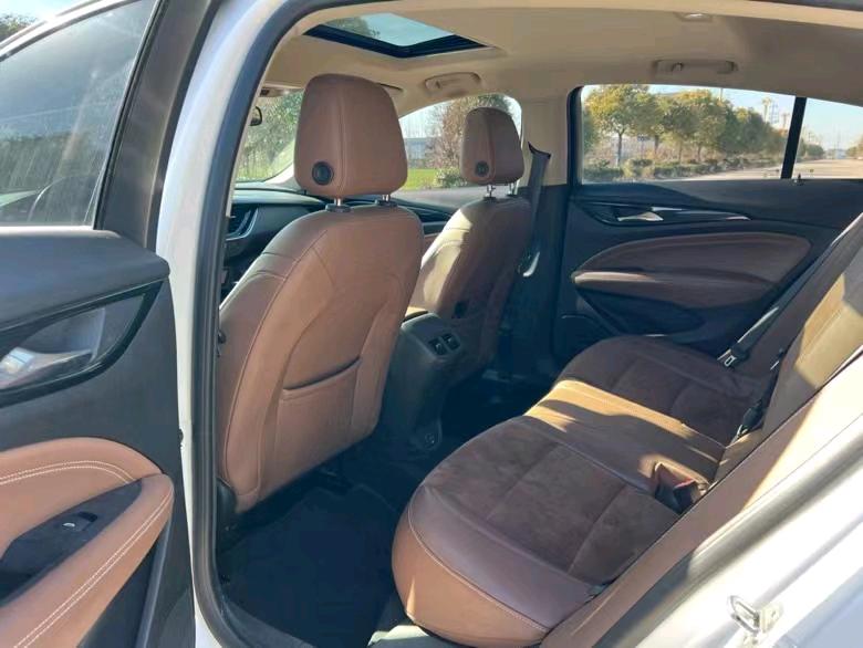 盐城19年别克君威7