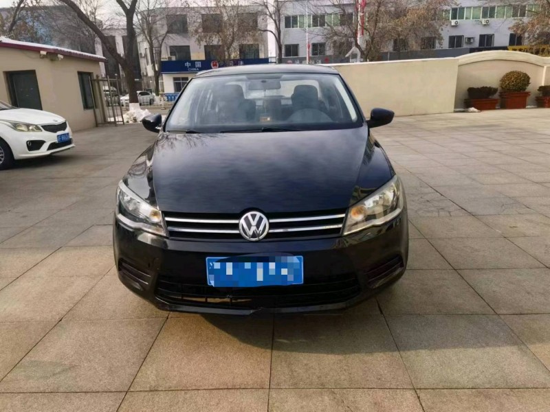 保定13年大众桑塔纳1