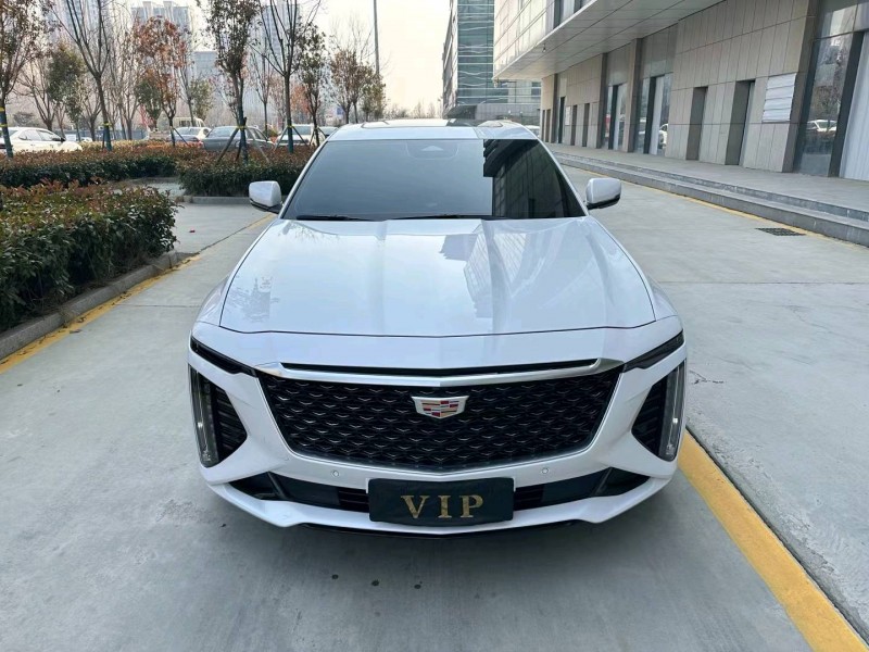 济宁23年凯迪拉克CT61