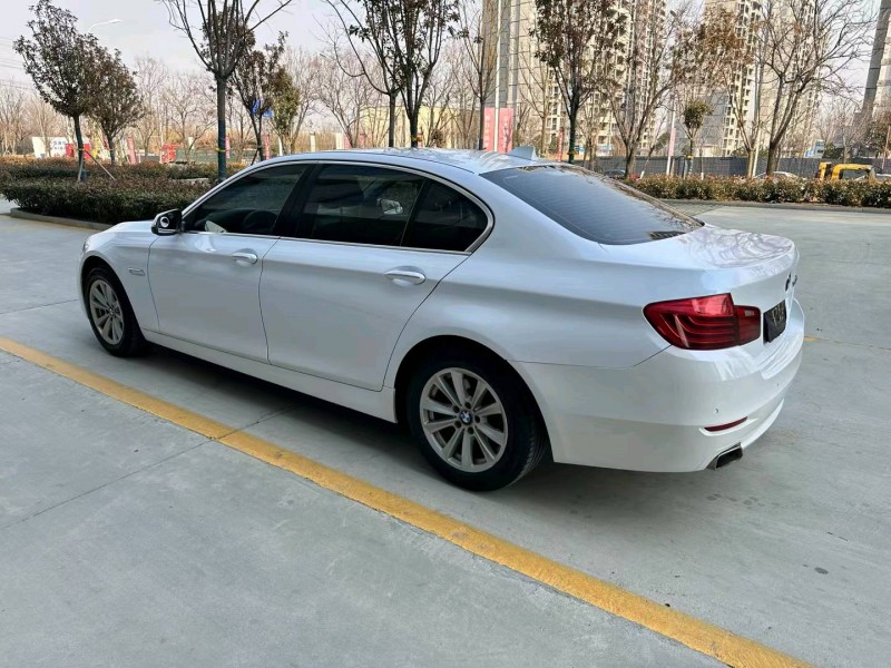 济宁16年宝马5系7
