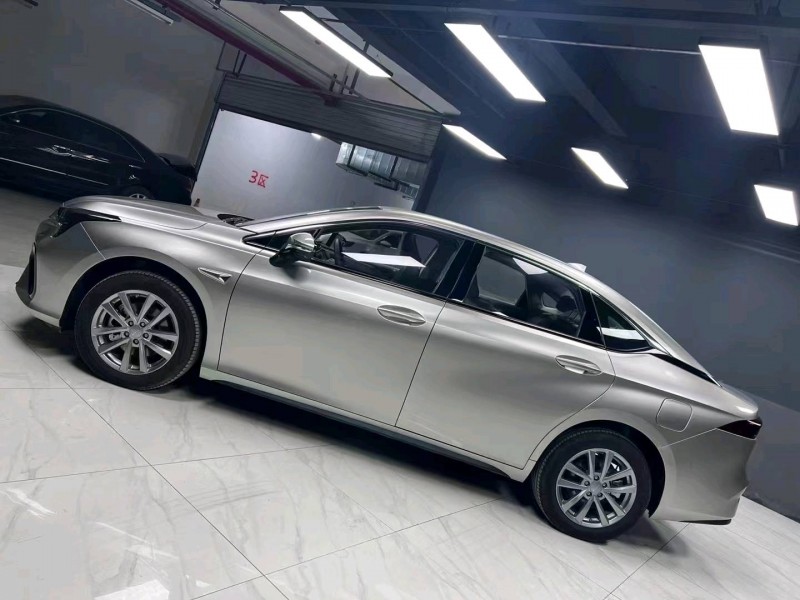 成都23年传祺埃安S4