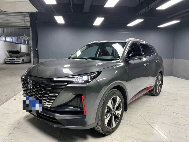 成都23年长安汽车CS552