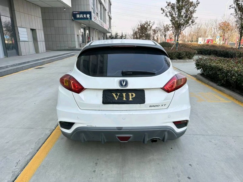 济宁17年长安汽车逸动9