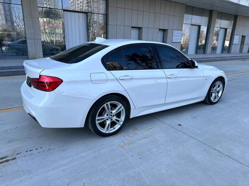 济宁17年宝马3系5