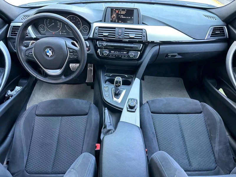 济宁17年宝马3系7