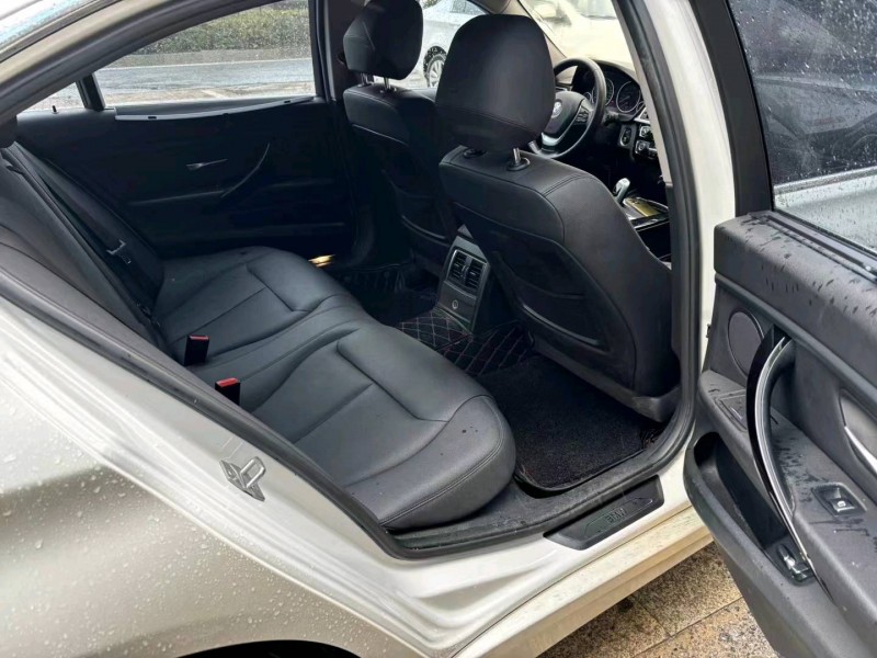 济南17年宝马3系3