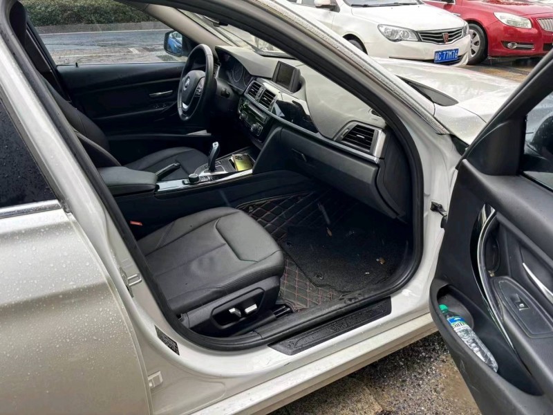 济南17年宝马3系4