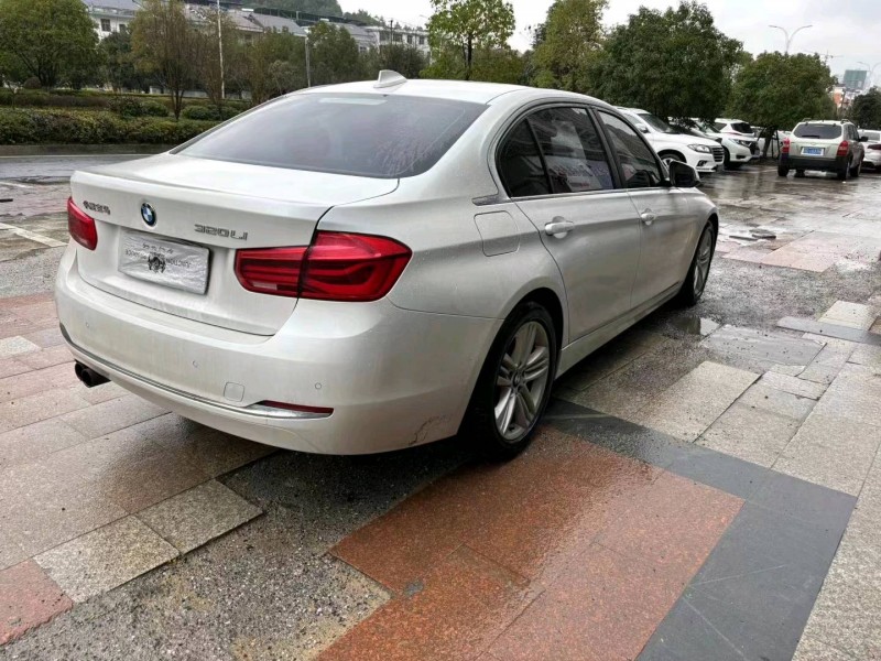 济南17年宝马3系8