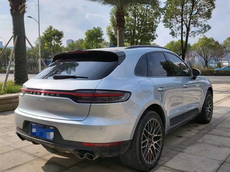 重庆19年保时捷Macan6