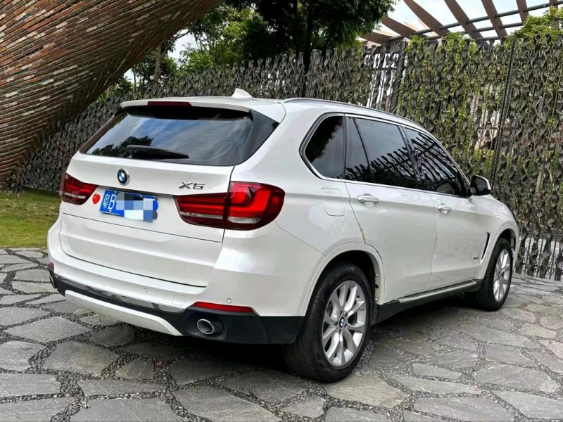 广州18年宝马X57