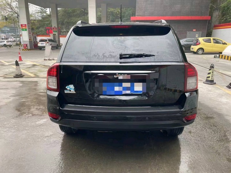 重庆14年Jeep指南者2