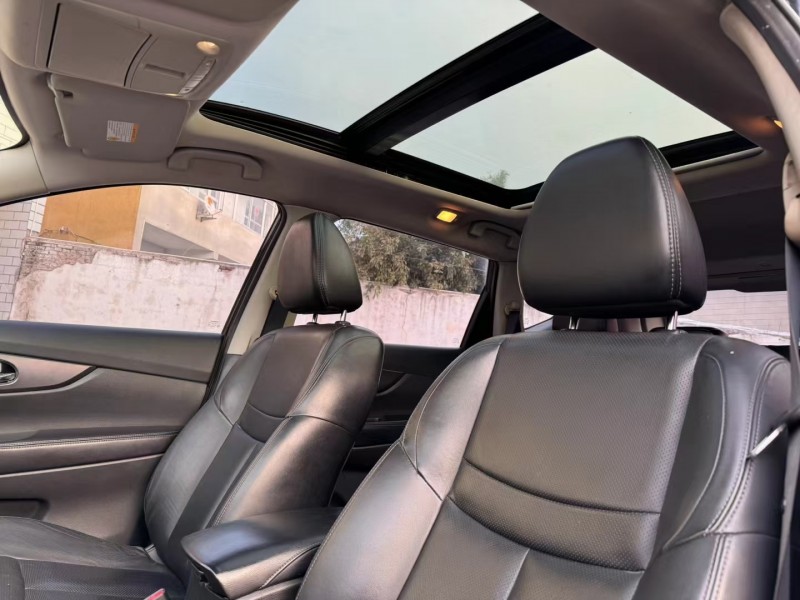 济宁15年日产奇骏5