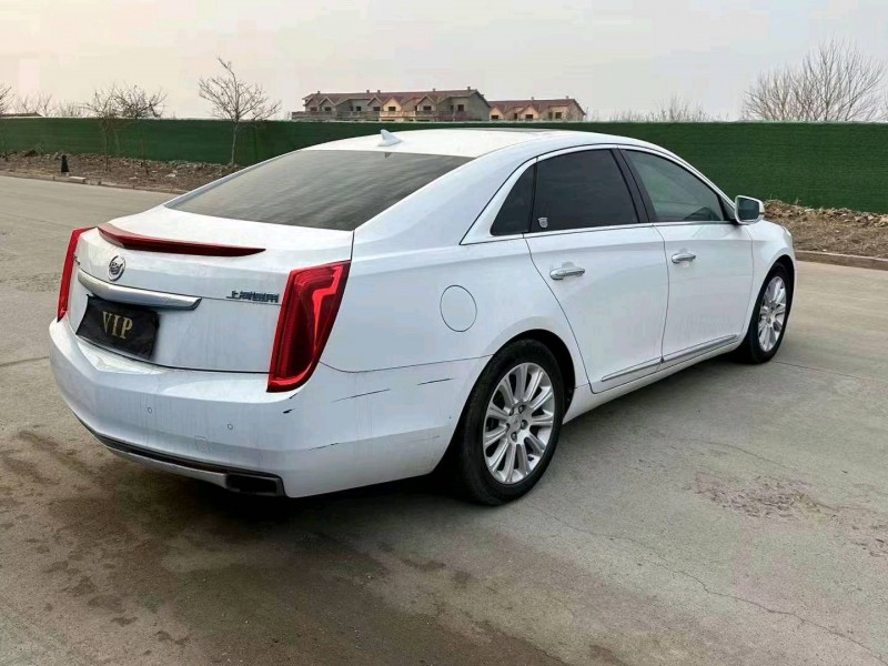 东营15年凯迪拉克XTS4