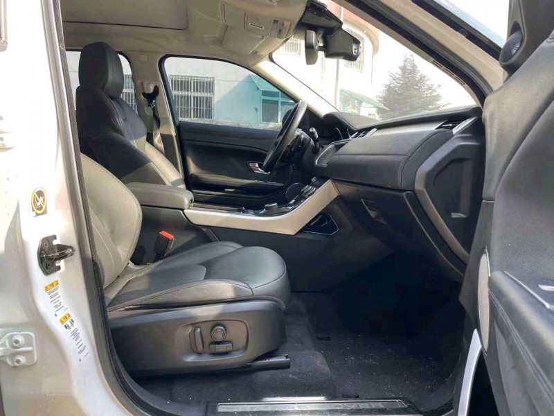 淄博17年路虎极光5