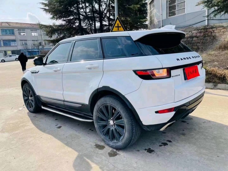 淄博17年路虎极光9