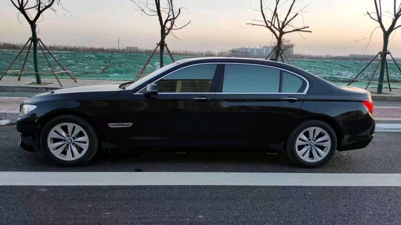 邯郸13年宝马7系4