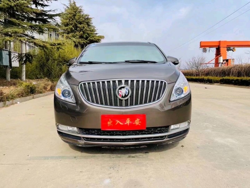 东营16年别克GL81