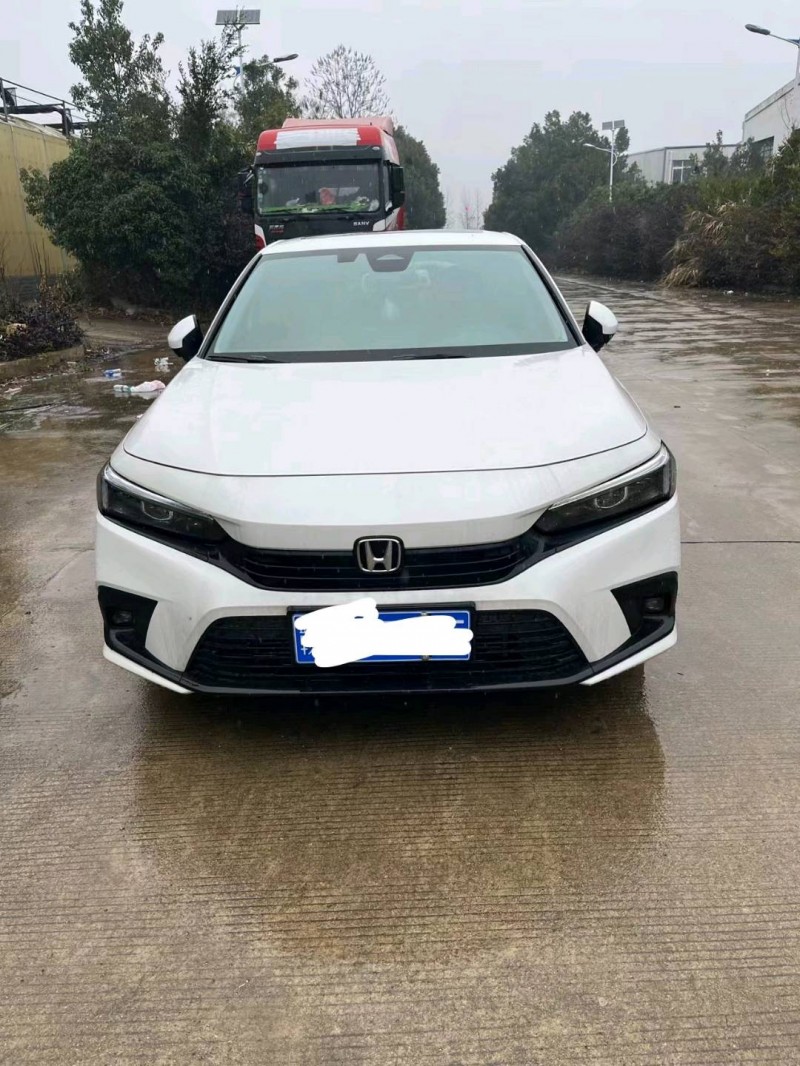 东营23年本田思域1