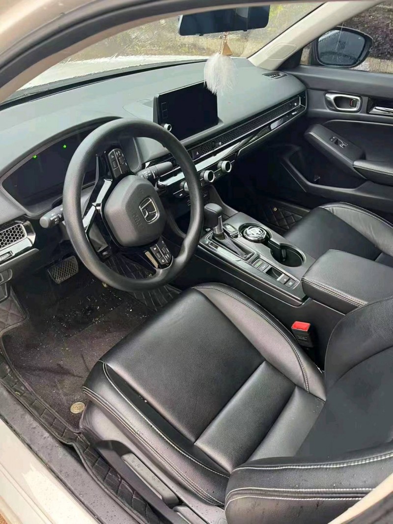 东营23年本田思域5