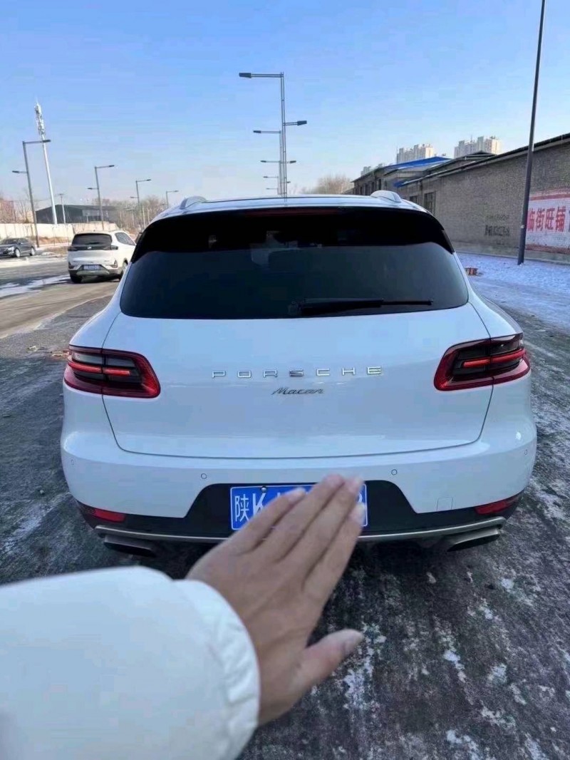 晉城18年保時捷Macan9
