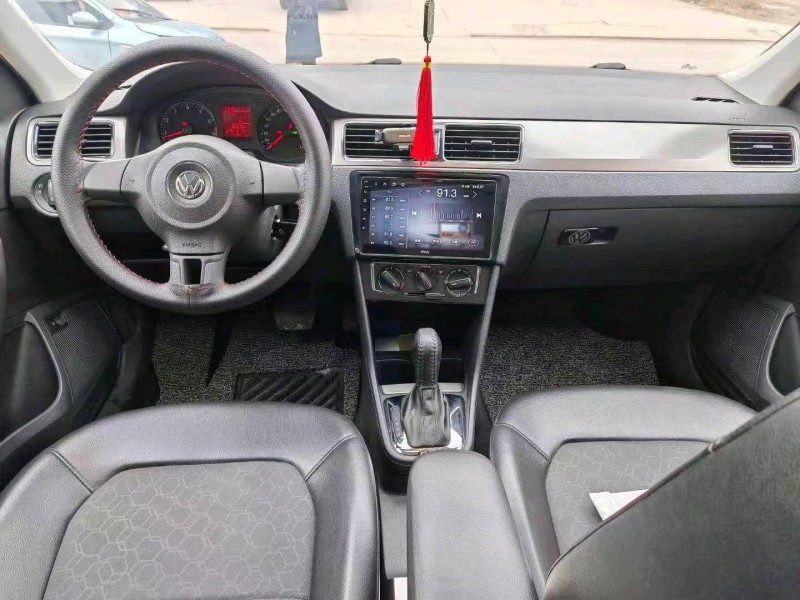 邯郸16年大众桑塔纳8