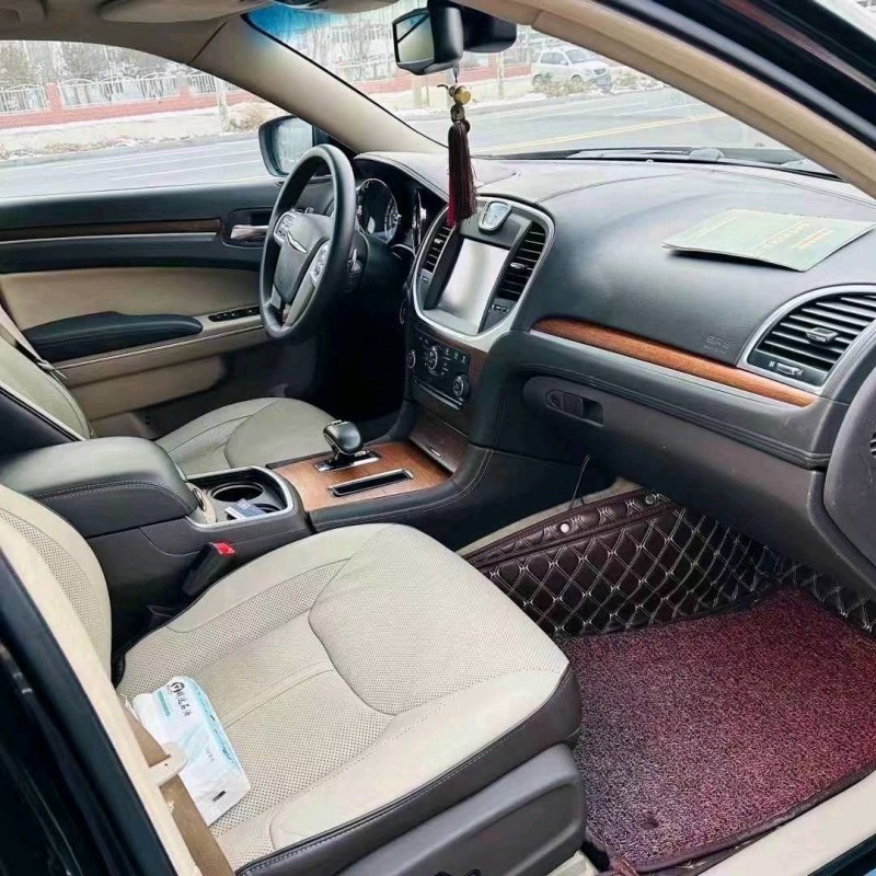 枣庄15年克莱斯勒300C8
