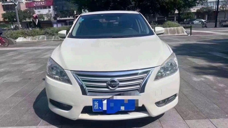 嘉興15年日產軒逸1