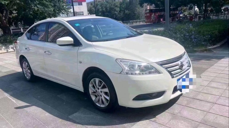嘉興15年日產軒逸8
