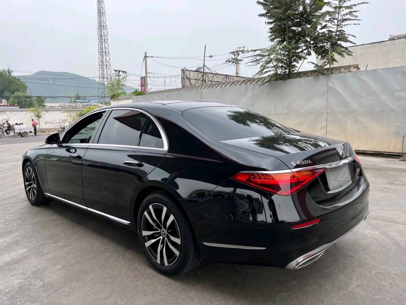 唐山22年奔馳S8