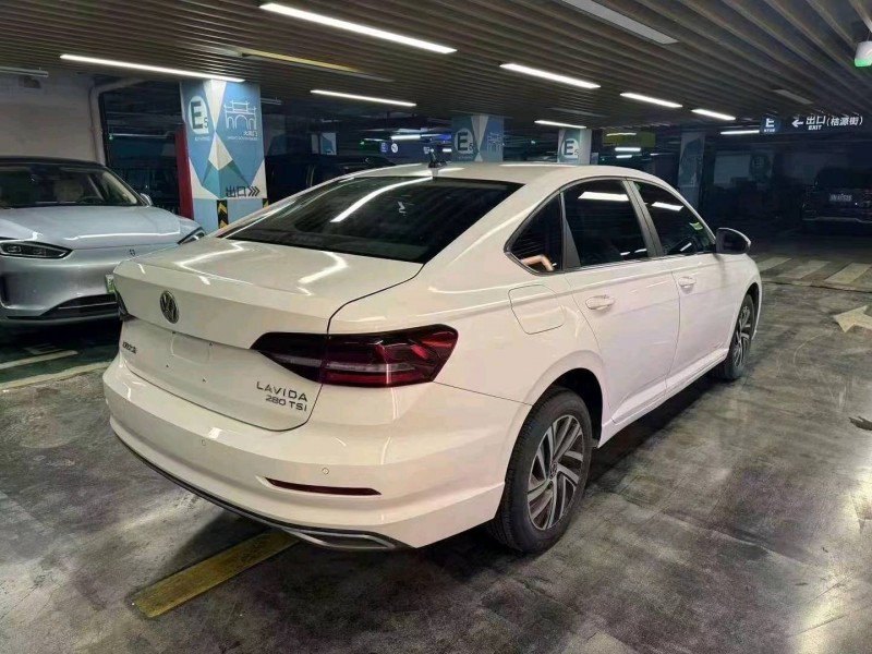 湖州22年大眾朗逸5