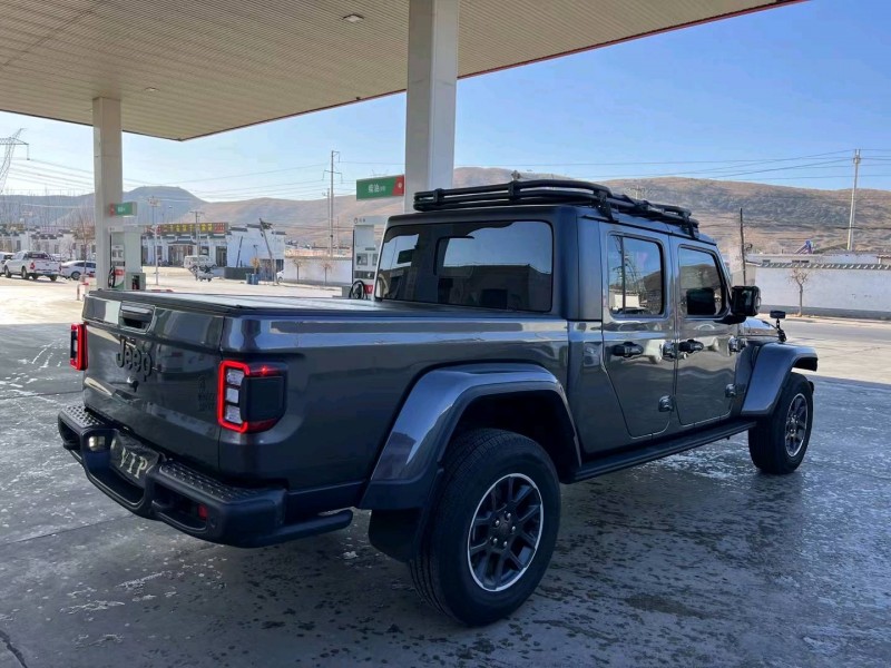 唐山23年Jeep牧馬人9