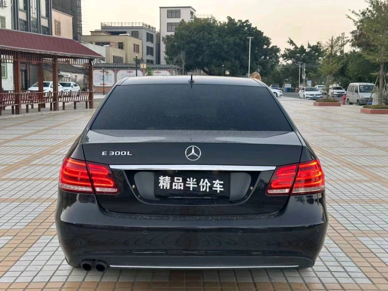 深圳14年奔驰E8