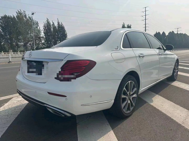 枣庄18年奔驰E8