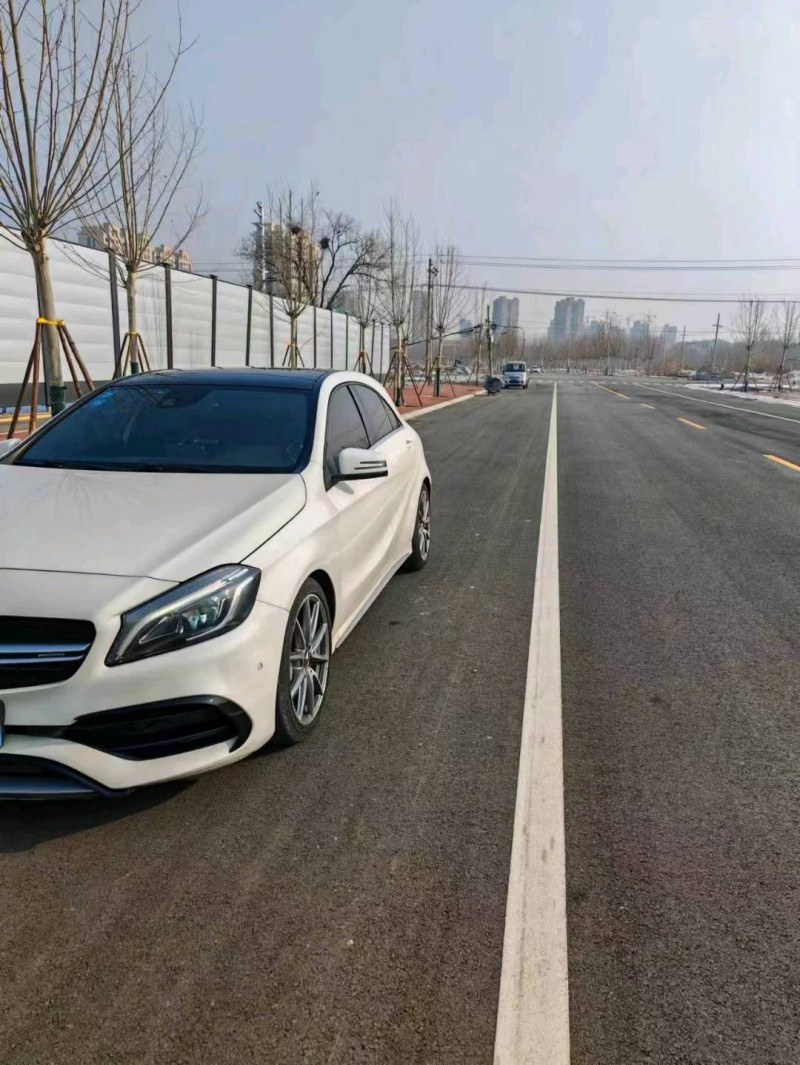 聊城17年奔驰AMG2