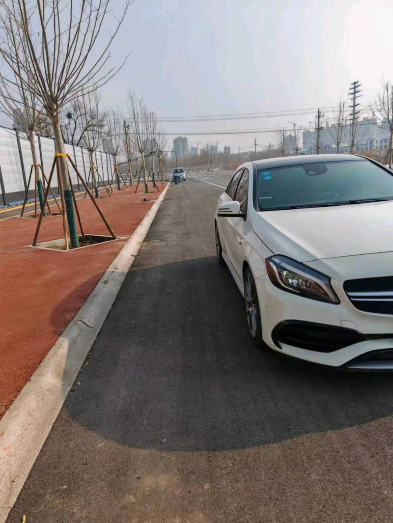 聊城17年奔驰AMG3