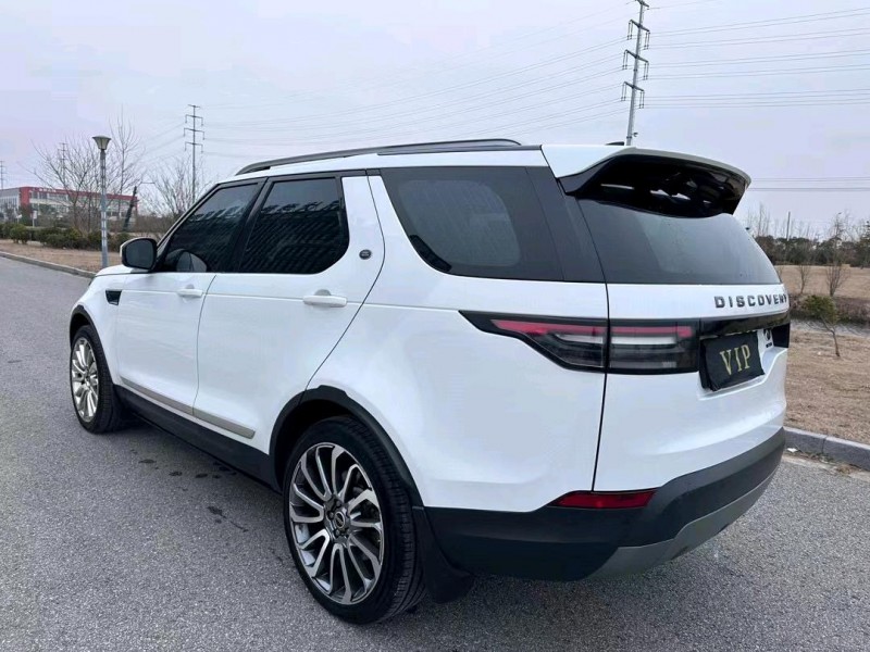 盐城18年路虎发现8