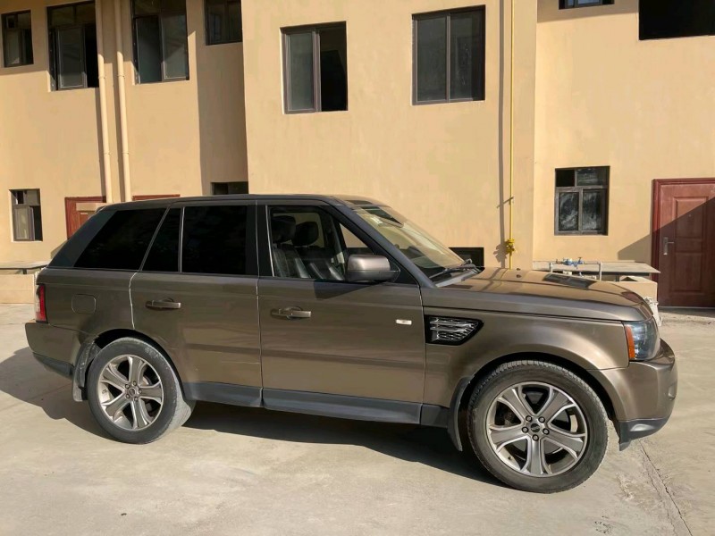 江门12年路虎揽胜运动2