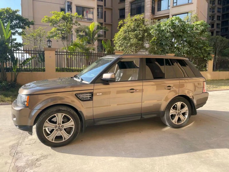 江门12年路虎揽胜运动3