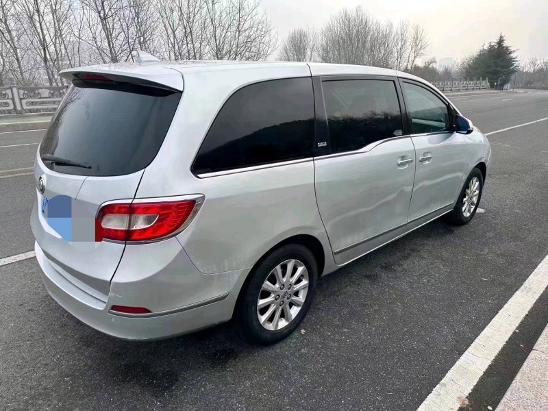 东营12年别克GL85