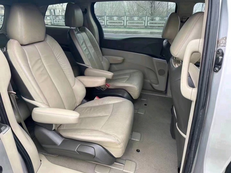 东营12年别克GL88